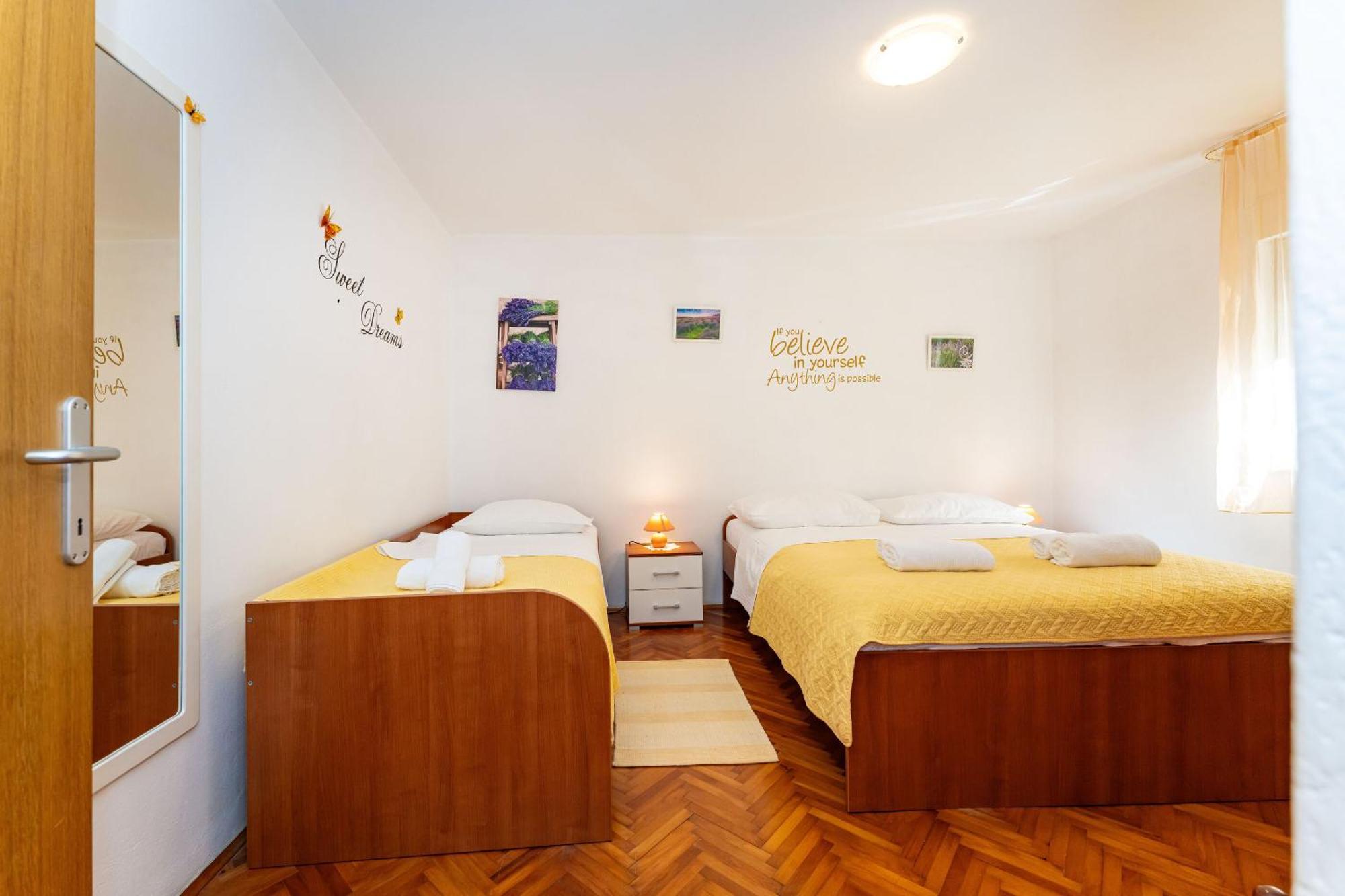 Apartments Nadica - Free Parking Nin Exterior photo